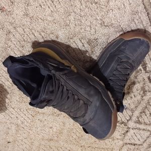 Jordan Jumpman sneaks don't wear them any more still good for a couple yrs daily